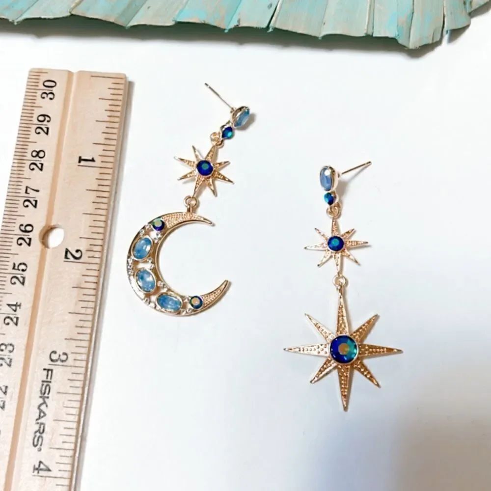 Star dangle earrings  #532 - Picture 4 of 5